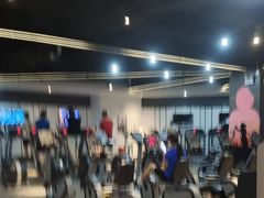-银吉姆健身(平江万达馆)