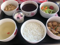 -爱陪伴一对一月子中心(融侨店)