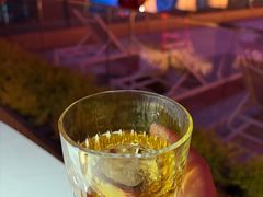 -池畔酒吧 WET Bar