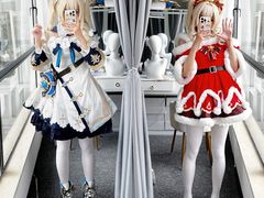 -米游妙妙屋cosplay换装自拍摄影体验馆