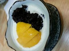 芒果白雪黑糯米-小团圆糖水铺(襄阳南路店)