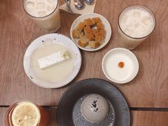 茶糕蘸茉莉-知亘茶食