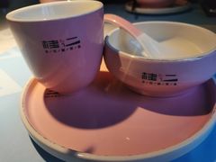 -桂二老坛酸菜鱼(三街两巷店)