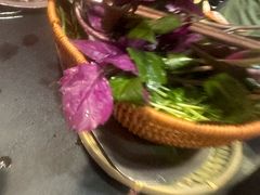 -由衷贵州酸汤牛肉火锅(新桥店)
