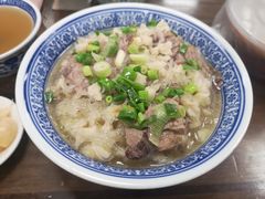 -崇德楼水盆牛羊肉泡馍馆(文艺路店)