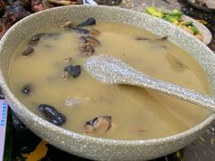 -跃进桥火烧鸡(怒江西岸店)