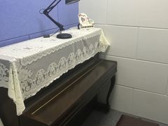 -The ONE 智能钢琴教室音乐恋琴吧·青岛市海玖玖艺术培训学校