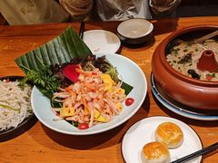 -老滇山寨•云南特色菜•地方菜•民族风情歌舞表演(金碧店)