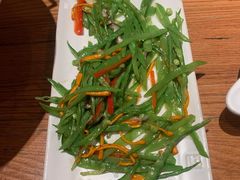 五彩花菇荷兰豆-云海肴·汽锅鸡·云南菜(广安门天虹店)