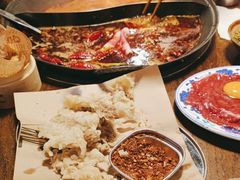 -萍姐火锅·公路夜市(武汉首店)