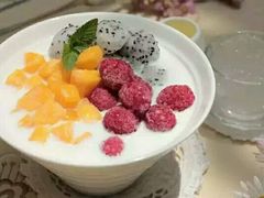 -燕庭·纯燕窝·甜品下午茶(南京西路店)