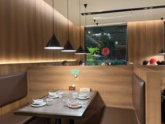 -五谷丰登农家院·地道胶东菜·海鲜烧烤(威海店)