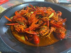 美味多汁的麻辣小龙虾-金陵暴走小龙虾·迷踪蟹(凯德MALL店)