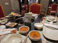 -廖掌柜·重庆鲜货火锅(上海首店)