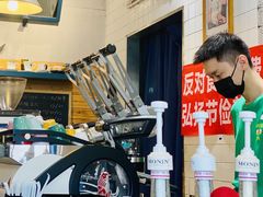 -Be Lived Cafe比例咖啡(摩天轮店)