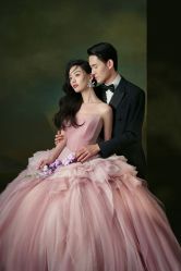 -雪中彩影婚纱摄影·微光艺术中心