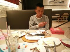 -必胜客(东大桥店)