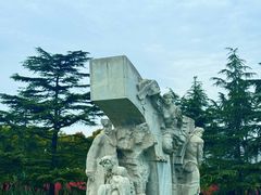 -上海市龙华烈士陵园
