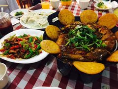 -东北四季饺子王(华山路店)