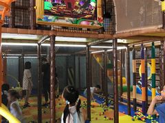 -蒙特利亲子乐园