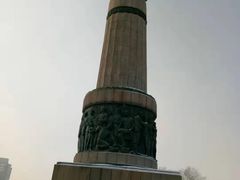 -人民防洪胜利纪念塔