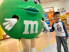 -m豆巧克力世界(上海世茂广场店)