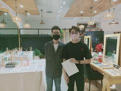 -肆兮眼镜·蔡司·徕卡战略合作店(大坪店)