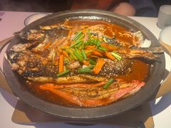 -鸣记脆皮烤鱼·海鲜烤鱼(三八广场店)