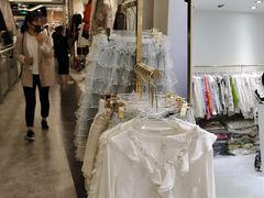 -兴旺欧韩城(上海兴旺国际服饰城店)