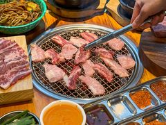 -唯成•韩国炭火烤肉 유성고기