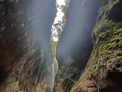 -龙水峡地缝景区