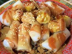 烧卖肠粉拼-憶廟街 X 沙角邨(太古城店)