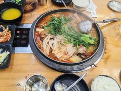 -真利味·脊骨火锅·正宗韩国料理(韩乐坊店)