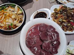 -六泰居·尔滨地标·东北菜(泰山路店)