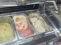-极拉图·现制冰淇淋(大卫城店)