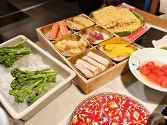 -尚尚仙·酸汤猪手·猪肚鸡火锅(华联万柳购物中心店)