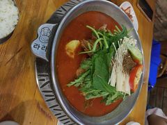 -喇喇排骨火锅·传统韩式脊骨汤(望京西园总店)