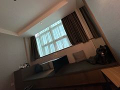 -天港漫非酒店(宁波火车站联丰路店)