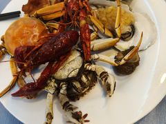 -黄金海景西餐厅·三文鱼·牛扒云顶旋转自助餐