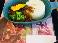 -老娘舅餐厅(黄龙体育中心店)