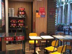 用餐区-麦当劳(华融店)