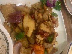 -清真·玛丽亚新疆菜主题餐厅(浙江中路店)