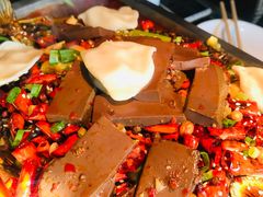 -鸣记脆皮烤鱼·海鲜烤鱼(三八广场店)