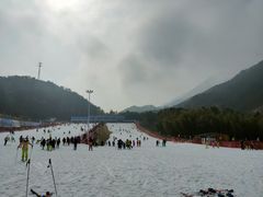 -大别山南武当滑雪场