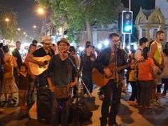 街头艺人-周日夜市