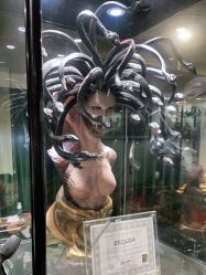 -木子·纹身店TATTOO穿孔·洗纹身
