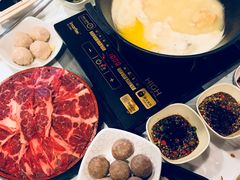 -鲜入围煮花胶鸡海鲜火锅