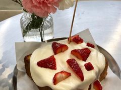 草莓奶油厚吐司-栖云里(慈溪店)