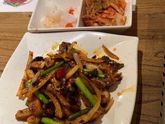 -冰川冷面·延边菜·炭烤串(观前店)