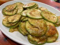 咸蛋黄炒小瓜-甜甜屋(解放中路店)